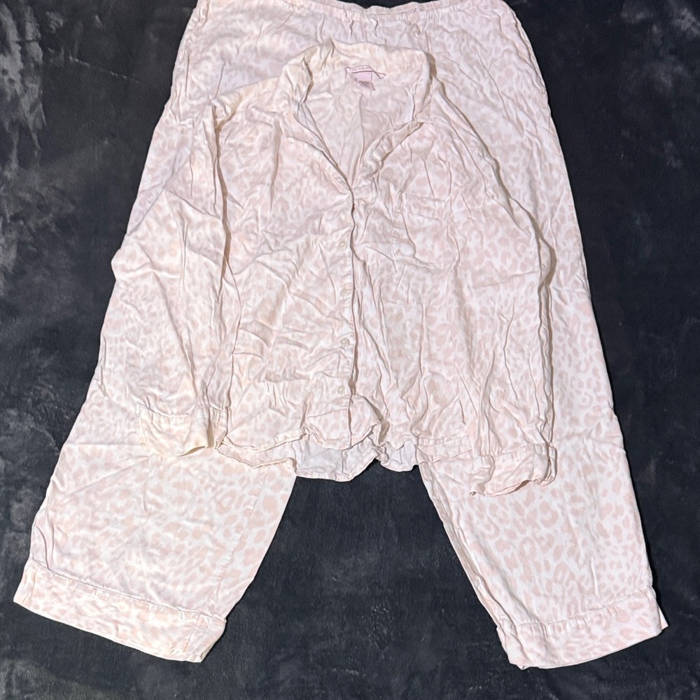 Victoria's Secret Pink Leopard Pajama Set